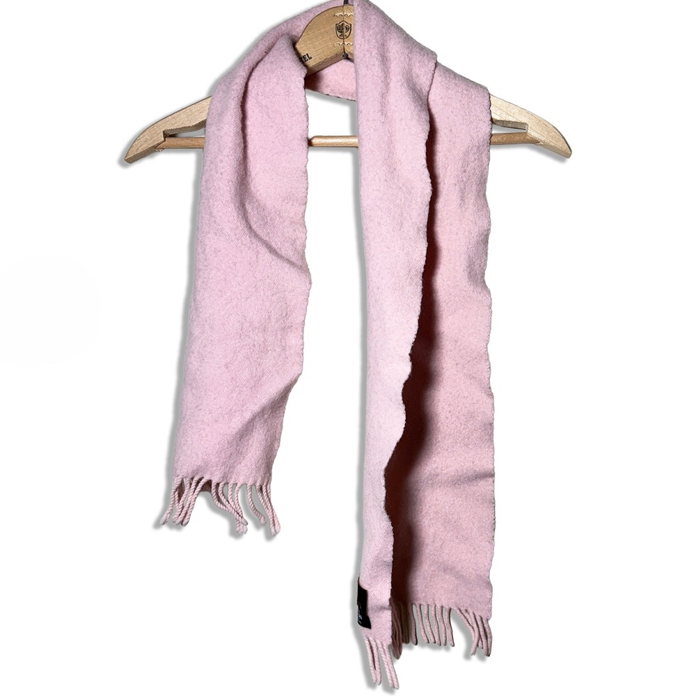 G&L 1890 Made in Scotland Lambswool Pink Blush Winter Scarf Wrap Tassel Fringe